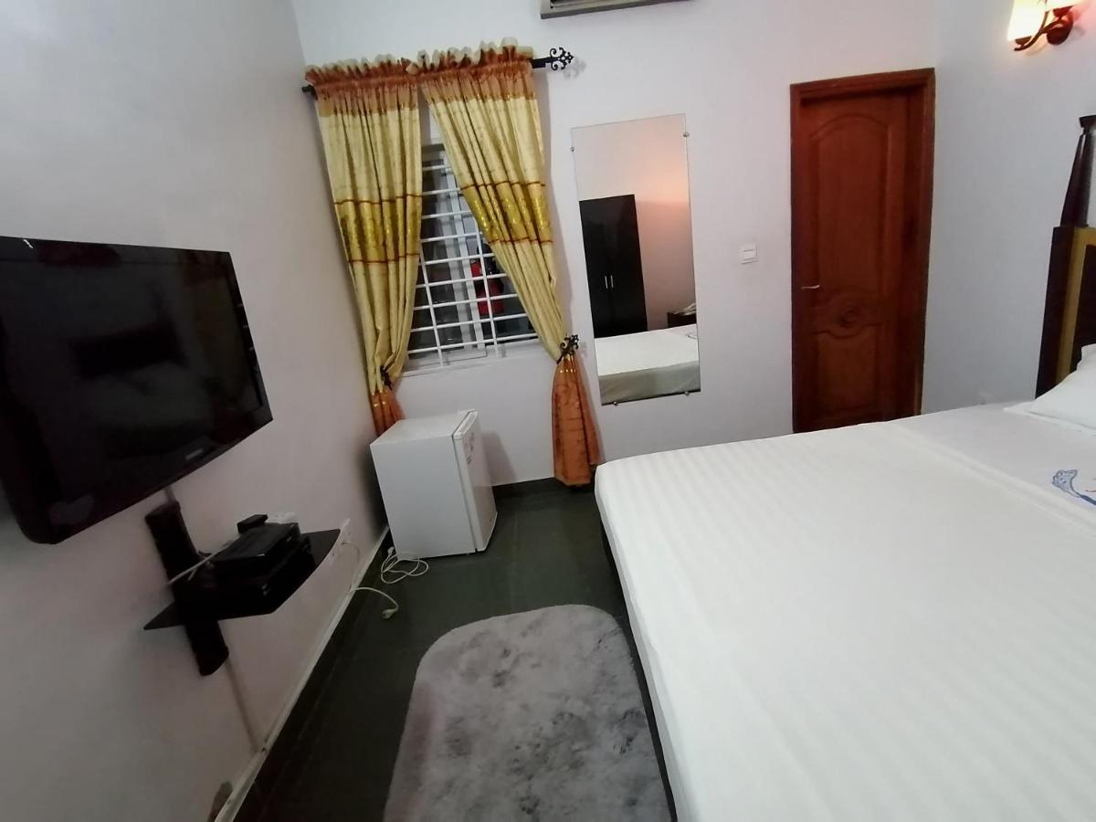 Hotel Residence Jeanne D'Arc Cotonou Bagian luar foto